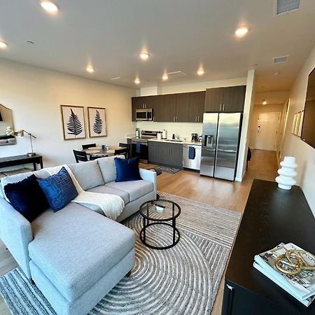 Nimitz Crossing Luxury Residences San Diego Exterior photo