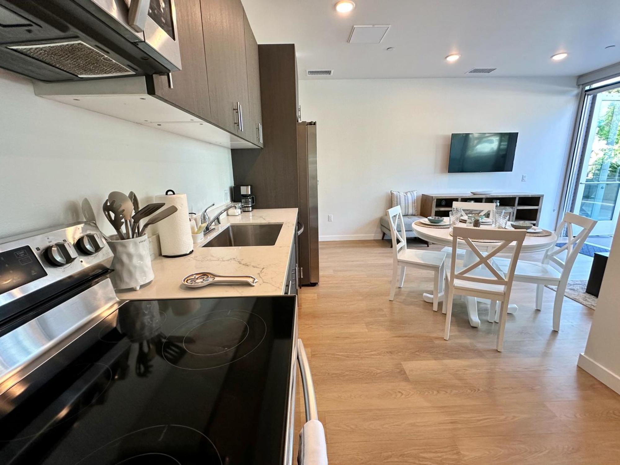 Nimitz Crossing Luxury Residences San Diego Exterior photo