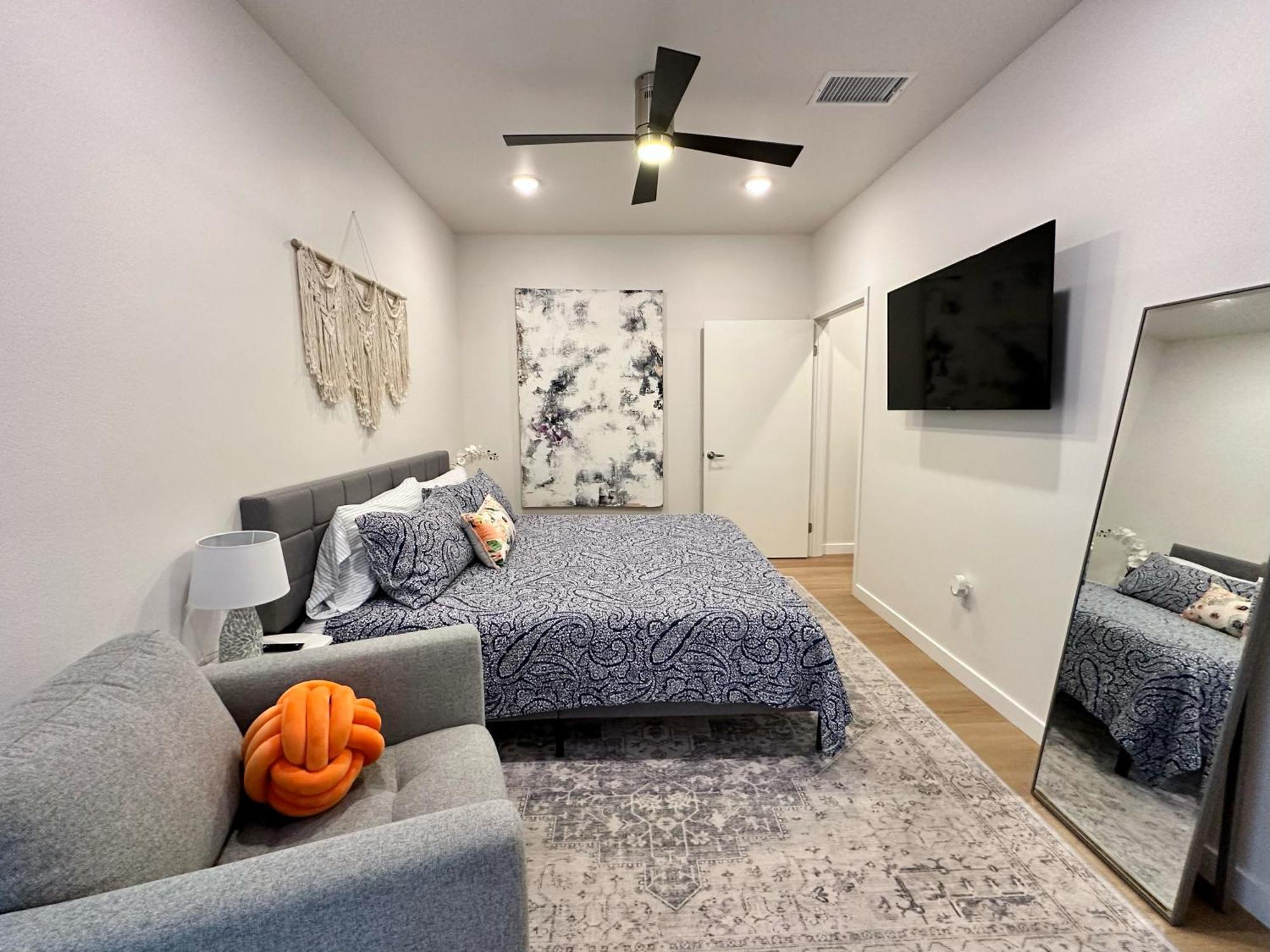 Nimitz Crossing Luxury Residences San Diego Exterior photo