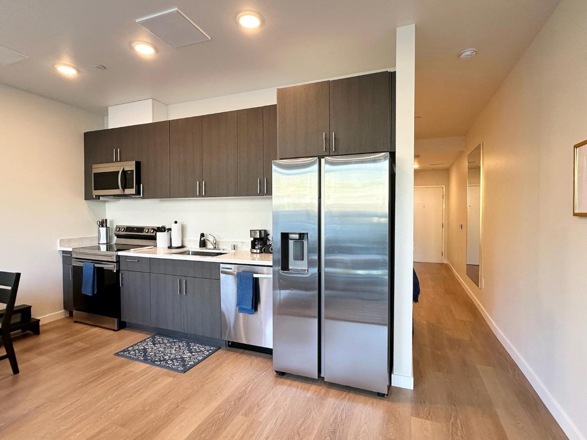 Nimitz Crossing Luxury Residences San Diego Room photo