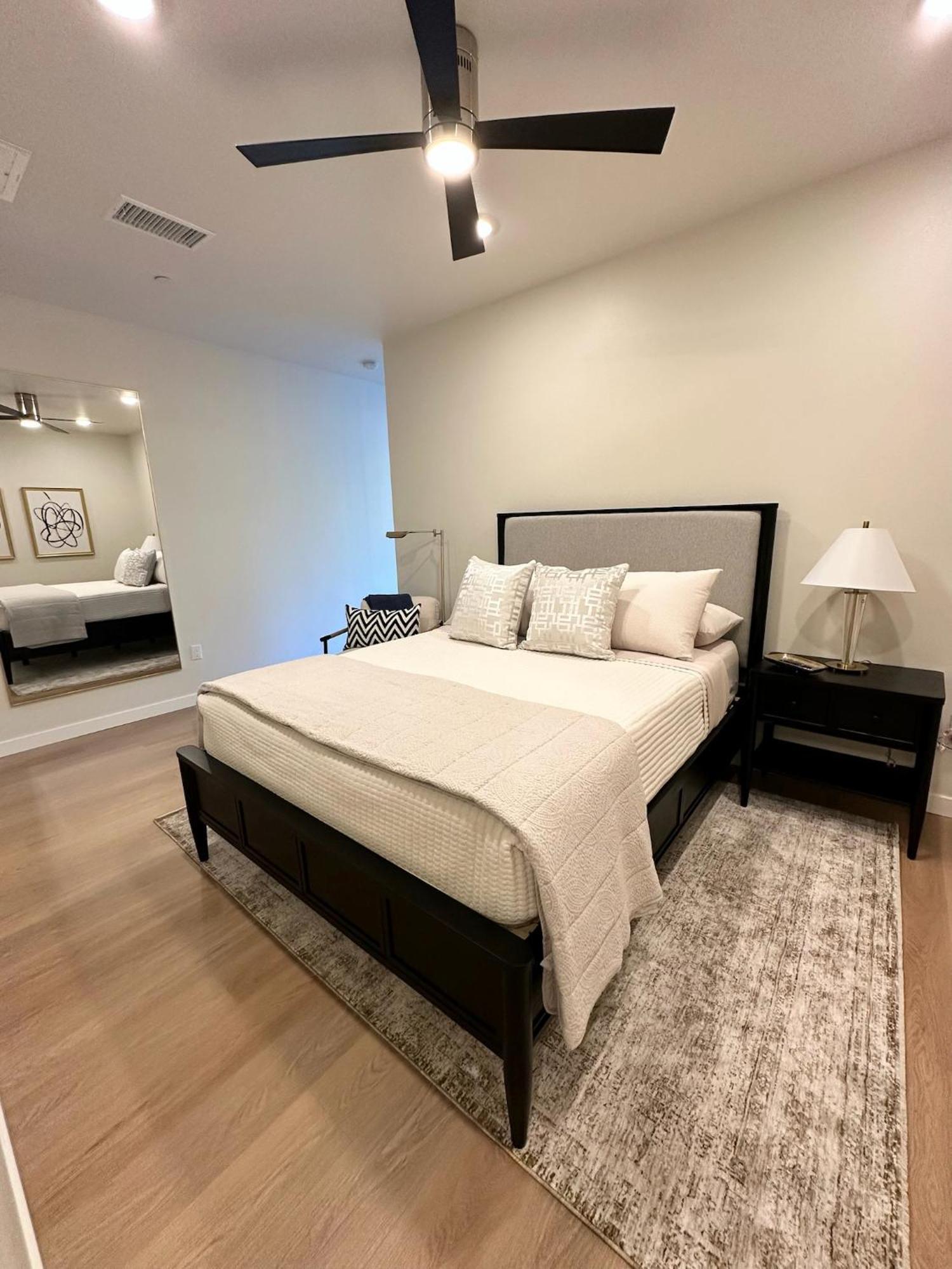Nimitz Crossing Luxury Residences San Diego Exterior photo